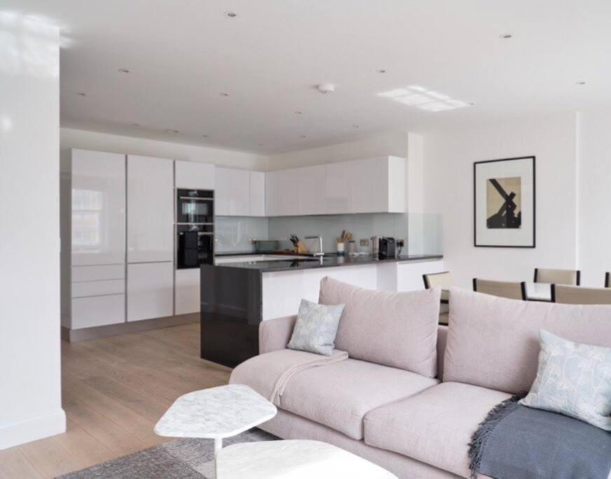 Stunning Marylebone Apartment Лондон Экстерьер фото